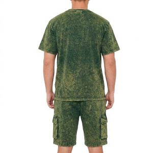 Ensemble coordonné homme vintage délavé vert olive, t-shirt et short effet délavé à l'acide, style streetwear rétro, coupe décontractée, tenue d'été - Product Image 3