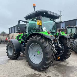 รถแทรกเตอร์ Deutz Fahr ที่เชื่อถือได้ ออกแบบมาเพื่อการปฏิบัติงานภาคสนามอย่างมีประสิทธิภาพ เครื่องยนต์แข็งแกร่ง ระบบส่งกำลังราบรื่น และสะดวกสบาย - Product Image 2