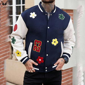 Chaqueta Varsity para Hombre con Parches de Flores Multicolores, Chaqueta Bomber Azul Marino con Mangas Crema, Estilo Vintage Urbano, Uniforme de Béisbol Bordado - Product Image 6