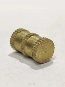 ชิ้นส่วนอุปกรณ์ไฟฟ้าทองเหลืองขัดเงาขนาด 1.5 นิ้ว ผลิตด้วยเครื่อง CNC ความแม่นยำสูง ทนทานต่อการกัดกร่อน - Product Image 2