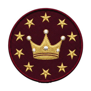 Parche Masónico Ojo que Todo lo Ve Triángulo Rojo Granate con Rayos Sol Bordado, Insignia de la Francmasonería, Emblema para Uniforme Ritual - Product Image 6