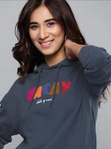 Sudadera con Capucha Azul Marino para Mujer, Estampado Vacay, Corte Regular, Ropa Casual, 100% Algodón Tejido, Estilo Otoñal - Product Image 5