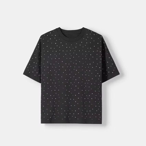 เสื้อยืดผ้าฝ้ายแท้ 100% คุณภาพเยี่ยมจากผู้ผลิต ตกแต่งด้วยลายตัวอักษรประดับเพชร ราคาสุดคุ้ม - Product Image 2