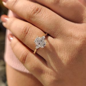 Bague en argent 925 avec pierre vibrante de 1,00 à 3,00 carats, taille coussin allongée, sertie en cathédrale, EF VS, bijoux fins pour femme, mariage nuptial - Product Image 5