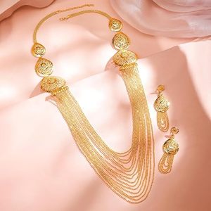 Ensemble collier et boucles d'oreilles plaqué or rose avec design à pompon pour femmes, idéal pour les fêtes, mariages, bijoux de mode classiques - Product Image 6