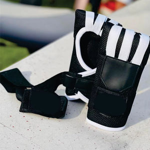 Vendas elásticas acolchadas de gel para boxeo, de ajuste rápido, para entrenamiento de adultos, unisex, protección de muñeca, logotipo personalizado, guantes interiores, vendas rápidas de boxeo - Product Image 1