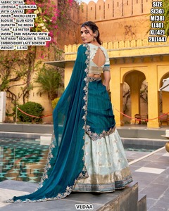 Lehenga Choli Tradicional Largo Hasta el Suelo para Mujer, Modelo Elan Red Royale, para Fiestas - Product Image 5