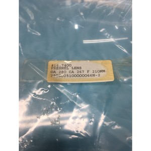 Lentille de Fresnel 16.7400 CA 280 CA F 210MM - Équipements et pièces semi-conducteurs d'occasion fiables à l'échelle mondiale - Product Image 3