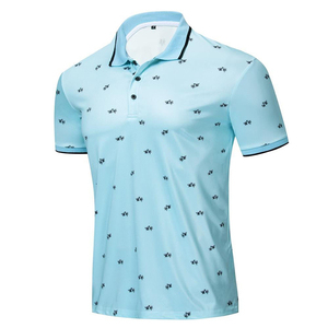 Polo à manches courtes bleu clair pour homme avec imprimé abeille noire, coupe classique, décontracté, en polyester tricoté respirant - Product Image 3