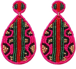 Pendientes Largos de Moda con Diseño de Leopardo Bordado con Cuentas, Color Rosa, con Acabado Hermoso y Elegante de Hiba Enterprises - Product Image 1