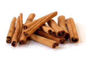 Best Price Cassia <b>Cinnamon</b> Sticks with oil content 2 to 4 percent natural whole dried spice ideal for wholesalers and importers - Product Image 6
