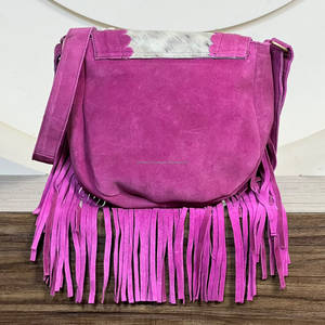 Bolso Bandolera de Piel Vacuna con Flecos, Lujoso y a la Moda, para Mujer, de Alta Calidad, en Gamuza Rosa Genuina - Product Image 5