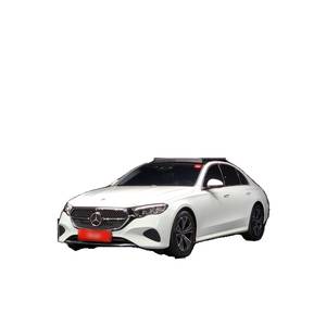 Mercedes-Benz E200 Avantgarde 2024, Volante a la Izquierda, Automático, con Cámara Trasera - Product Image 1