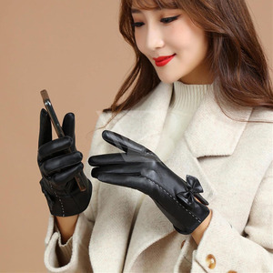 Pakistan Supplier Winter <b>Gloves</b> Black Color Outdoor <b>Warm</b> Winter <b>Gloves</b> Leather <b>Gloves</b> - Product Image 6