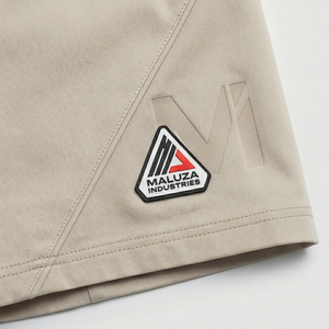 กางเกงขาสั้นลำลองผู้ชายทรงปกติ เอวยางยืด ผ้าคุณภาพพรีเมียม สไตล์โมเดิร์นสตรีทแฟชั่น จาก Maluza Industries Apparel - Product Image 5