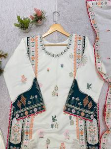 Conjunto de Kurta de Algodón Bordado Tradicional con Dupatta, Corte Holgado, Largo hasta el Suelo, Ropa Casual para Mujer, Estilo India-Pakistán - Product Image 4