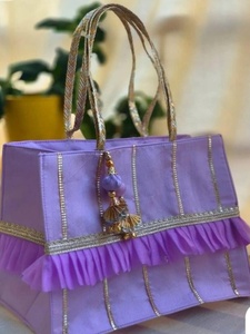 Magnifique sac fourre-tout ethnique lavande, un mélange merveilleux de l'artisanat traditionnel indien et du style moderne - Product Image 3