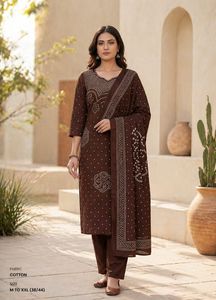 Designer Beautiful Bandhani Print With Intricate Neck Detailing Premium Cotton <b>Kurti</b> With Pant And Dupatta Set - Product Image 2
