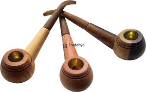 Pipa de Tabaco de Madera Hecha a Mano, Ecológica y de Estilo Moderno con Acabado Lacado por Tradebyd - Product Image 5