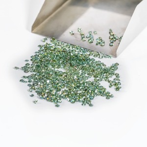 Diamantes Sueltos de Color Verde Melee de 0.80mm a 4.40mm, Sin Certificación, Cultivados en Laboratorio, Corte Brillante, Perforados con Láser, Excelentes para Joyería - Product Image 3
