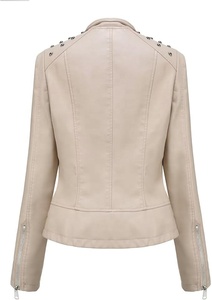 Veste en cuir rouge sur mesure pour femme, coupe ajustée, style motard, en similicuir PU, avec manches rayées, vêtement d'extérieur décontracté, manteau de motard pour l'automne - Product Image 6