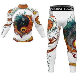 Ensemble de sport pour hommes en caoutchouc anti-irritation : short de MMA, de kick-boxing et de Muay Thai, et ensemble de jogging (chemise et pantalon) - Product Image 2