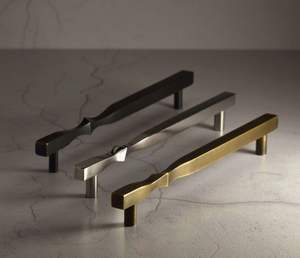 มือจับดึงยาวลายเส้นทองเหลืองแท้ อุปกรณ์ฮาร์ดแวร์เฟอร์นิเจอร์ มือจับลิ้นชัก มือจับประตูตู้ - Product Image 5