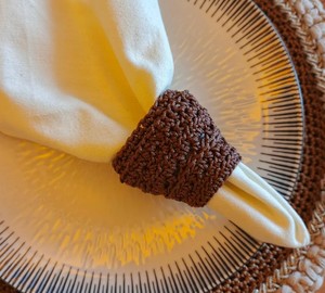 Suvella Architectural Core - Anneau de serviette en crochet fait main, décoration de table sculpturale moderne - Product Image 2