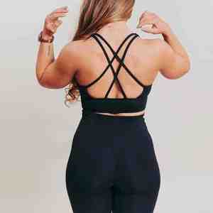 Ensemble de yoga sur mesure pour femmes : ensemble de yoga en matière solide et durable, vêtements de sport, vêtements de fitness, ensembles de yoga pour la gym - Product Image 6