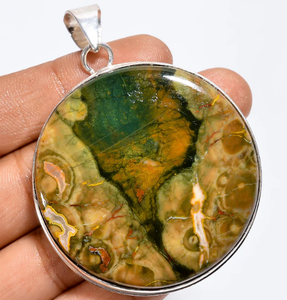 Pendentif en pierre précieuse naturelle fait main |   Pendentif en cristal d'agate |   Bijoux de guérison bohèmes en laiton plaqué argent certifiés IGI, vente en gros - Product Image 2