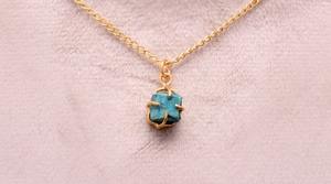 Colgante de Crisocola Natural en Plata de Ley 925 con Baño de Oro de 14K, Certificado IGI, Joyería Artesanal de Piedras Preciosas Naturales, Regalo - Product Image 2