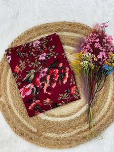 Conjunto coordinado rojo con estampado floral para mujer, top estilo kurta sin mangas con pantalón a juego, ropa de fiesta de diseño étnico fusionado. - Product Image 1