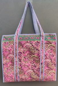 Sac fourre-tout matelassé en coton à imprimé floral avec fermeture éclair – Prêt pour la plage et les voyages, sac à main pour femme - Product Image 2