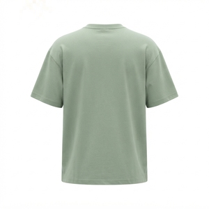เสื้อยืดผู้ชายสีเขียวเซจ คอกลม แขนสั้น ทรงโอเวอร์ไซส์ พิมพ์ลายตัวอักษรแบบมินิมอล เสื้อผ้าลำลองสไตล์สตรีทแวร์ - Product Image 4