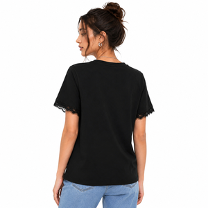 Chemisier décontracté asymétrique à ourlet fendu avec manches ornées de strass et dentelle scintillante – Haut d'été élégant en coton pour femme - Product Image 3