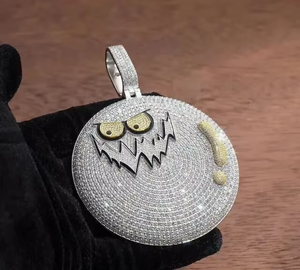 Pendentif Visage Maléfique Moissanite VVS Personnalisé en Argent 925 Entièrement Sertie de Pierres, Pendentif Hip Hop, Pendentif Dessin Animé Personnalisé - Product Image 6