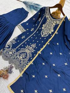 Ensemble de luxe en soie bleue Georgette, broderie Zari lourde, Kurta droite, Gharara, Salwar Kameez modeste indien pakistanais - Product Image 5
