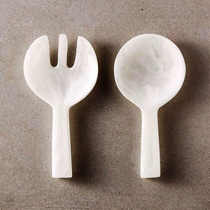 Artizon Studio – Serveur à salade en résine fait main, texture lisse, compatible lave-vaisselle/micro-ondes/four, options de couleurs personnalisées, pour la mise en place de la table - Product Image 5