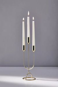 Candelero Decorativo para Mesa de Comedor, Diseño de Lirio de Agua en Metal Dorado, Portavelas de Metal Chapado en Oro de Calidad Deluxe - Product Image 2