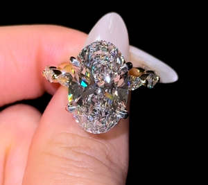 แหวนหมั้นเพชรโมอิสซาไนต์ทรงรีประดับเพชรเม็ดเล็กทรงมาร์คีส์ ทอง 14k แหวนแบบวงแหวนซ่อน ของขวัญสำหรับเธอ แหวนวันครบรอบ ของขวัญสำหรับเธอ - Product Image 4