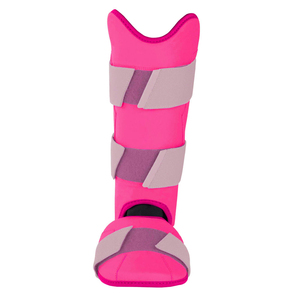 Protège-tibias et chevilles en PU rose avec sangles Velcro pour la protection des sports de ballon - Product Image 4