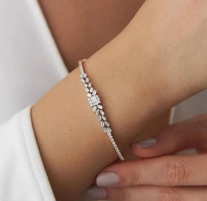 Bracelet tennis de luxe en moissanite et diamant, en argent 925 plaqué rhodium, élégant, pour mariée, mariage, anniversaire, bijoux fins, cadeau pour femme - Product Image 1