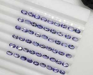 แทนซาไนต์ธรรมชาติทรงรีขนาด 5x3 มม. พลอยหลวมสีน้ำเงินอมม่วง แทนซาไนต์แท้สำหรับทำเครื่องประดับชั้นดีและแหวนสั่งทำ - Product Image 1