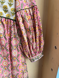 เดรสยาวผ้าฝ้ายพิมพ์ลายดอกไม้หลากสี คอวี สไตล์โบฮีเมียน ปักลายแบบดั้งเดิม ชุดลำลองสำหรับผู้หญิง - Product Image 2