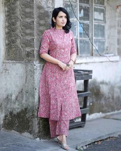 Conjunto de pantalón y kurta de mezcla de algodón con estampado floral para mujer, ropa étnica informal - Product Image 1