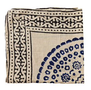 Foulard carré en satin de soie de luxe personnalisé avec logo imprimé, motif léopard, animalier, argyle, rayures, nœuds, durable, toutes saisons - Product Image 5