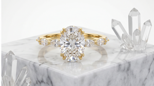 Bague de fiançailles en diamants de laboratoire taille ovale avec pierre latérale marquise, bague de mariage pour femme, cadeau d'anniversaire, bague solitaire - Product Image 5