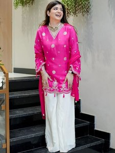 WOMEN'S PURE VISCOSE SILK KURTA SET'S WITH DUPPATA KAVITA 2 <b>TOP</b> FABRIC PURE VISCOSE SILK - Product Image 3