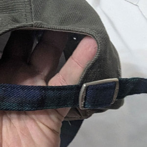 Gorra de golf al por mayor con soporte para tee, fabricante de gorras ligeras de alto rendimiento para deportes y suministro minorista - Product Image 1