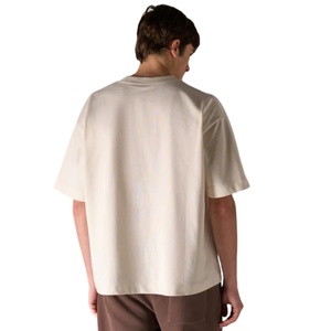 T-shirt en coton surdimensionné pour homme, logo minimaliste sur la poitrine, streetwear, manches courtes, tee-shirt décontracté, mode, vente en gros, fabricant OEM - Product Image 2